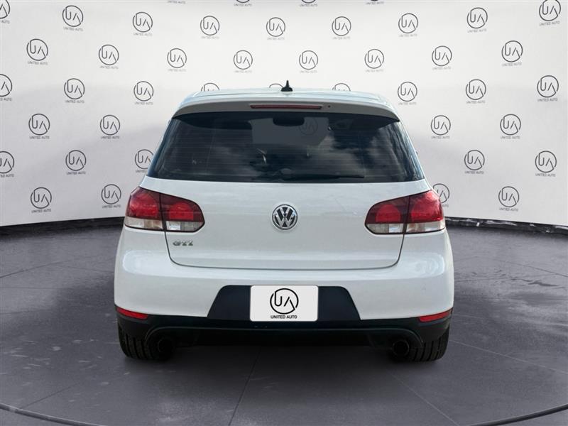 2013 Volkswagen Golf GTI photo 3