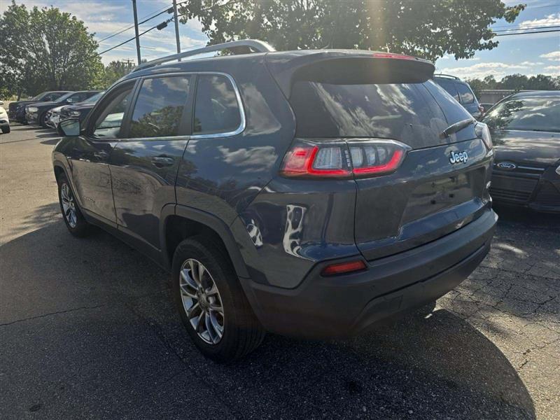 2020 Jeep Cherokee Latitude photo 3
