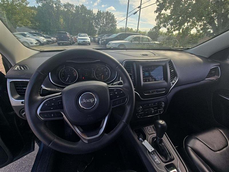 2020 Jeep Cherokee Latitude photo 6