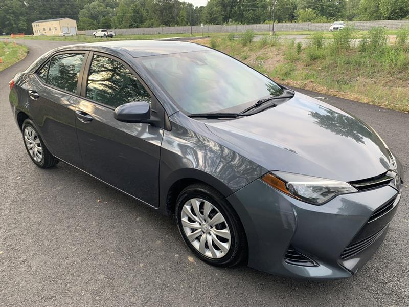 2018 TOYOTA COROLLA LE