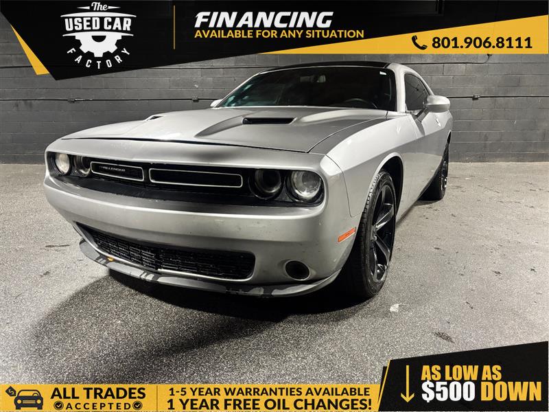 2017 DODGE CHALLENGER SXT
