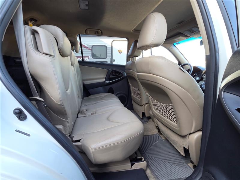 2011 Toyota RAV4 Limited photo 11