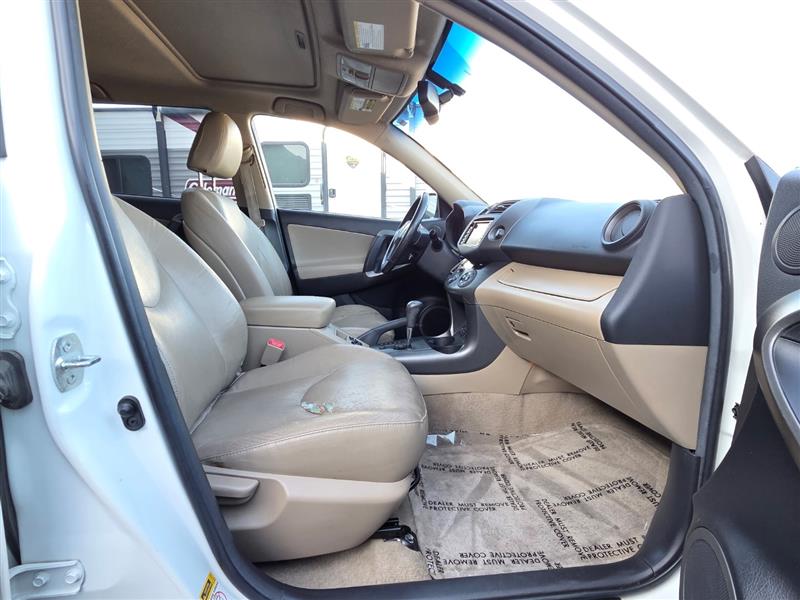 2011 Toyota RAV4 Limited photo 12