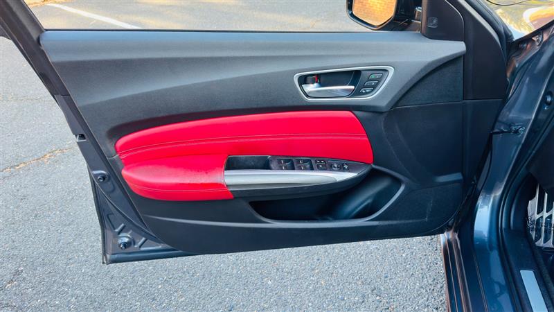 2018 Acura TLX A-Spec photo 31