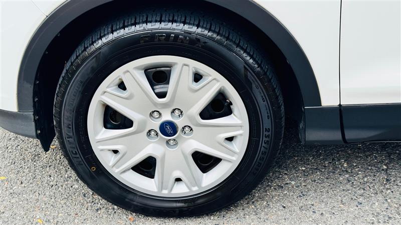 2013 Ford Escape S photo 10