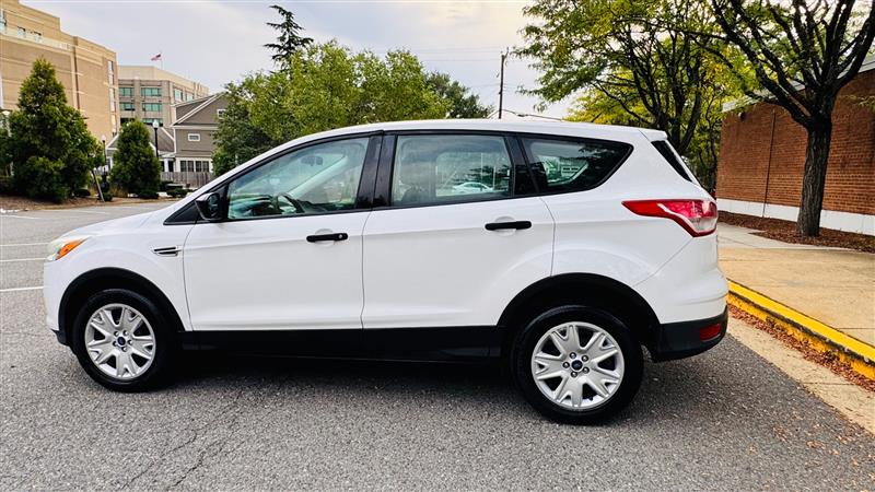 2013 Ford Escape S photo 12