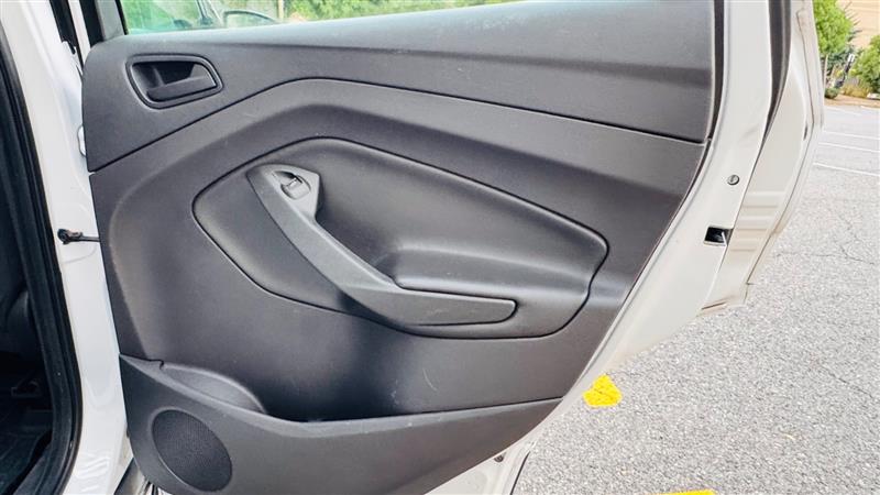 2013 Ford Escape S photo 19