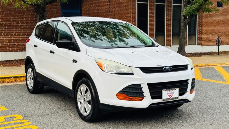 2013 Ford Escape S photo 4