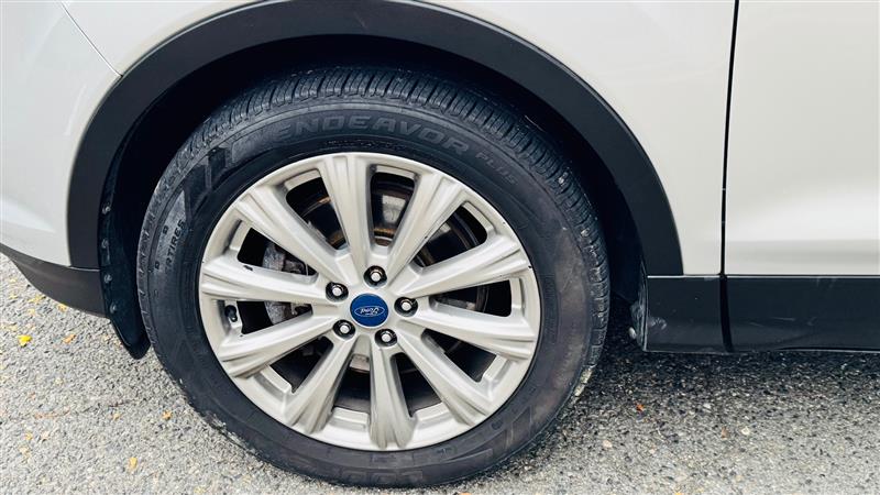 2017 Ford Escape Titanium photo 12