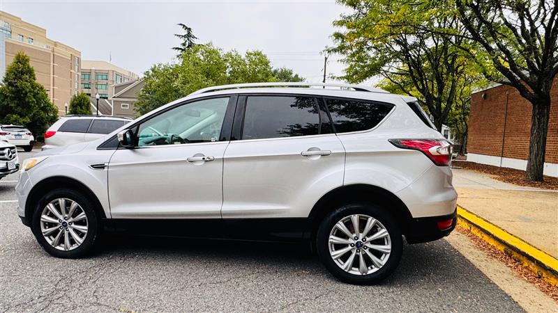 2017 Ford Escape Titanium photo 14