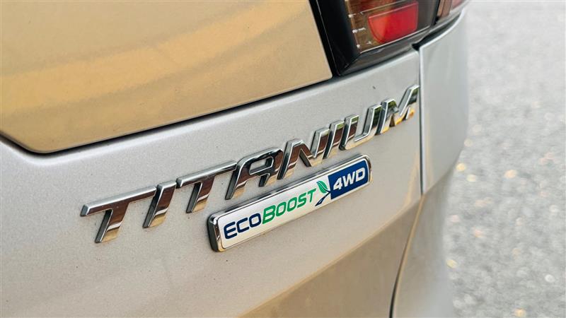 2017 Ford Escape Titanium photo 15