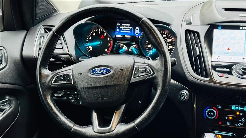 2017 Ford Escape Titanium photo 29