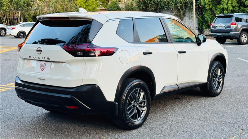 2021 Nissan Rogue S photo 4