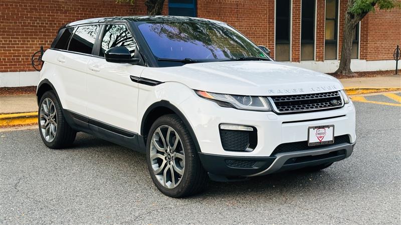 2016 Land Rover Range Rover Evoque SE photo 3