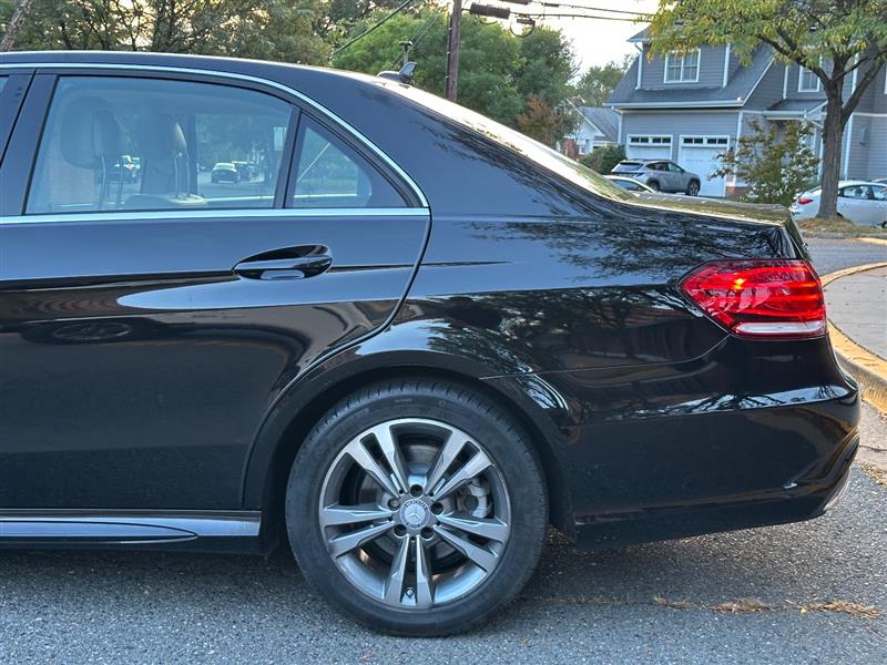 2016 Mercedes Benz E 350 photo 13