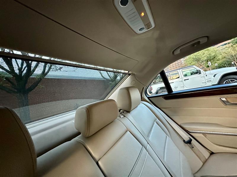 2016 Mercedes Benz E 350 photo 29