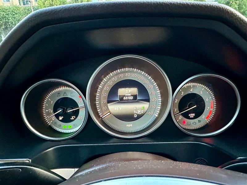 2016 Mercedes Benz E 350 photo 40