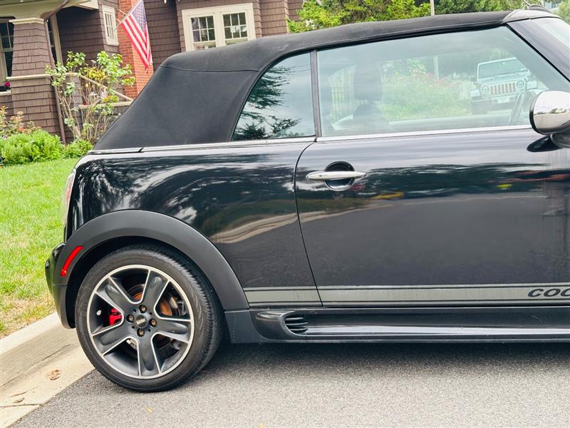 2009 MINI Cooper John Cooper Works
